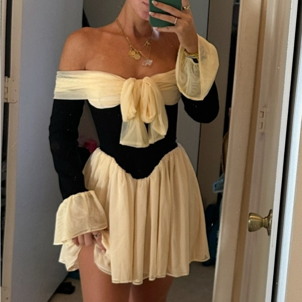 House of CB Mini dress. Worn Once. Comes with Original packaging.